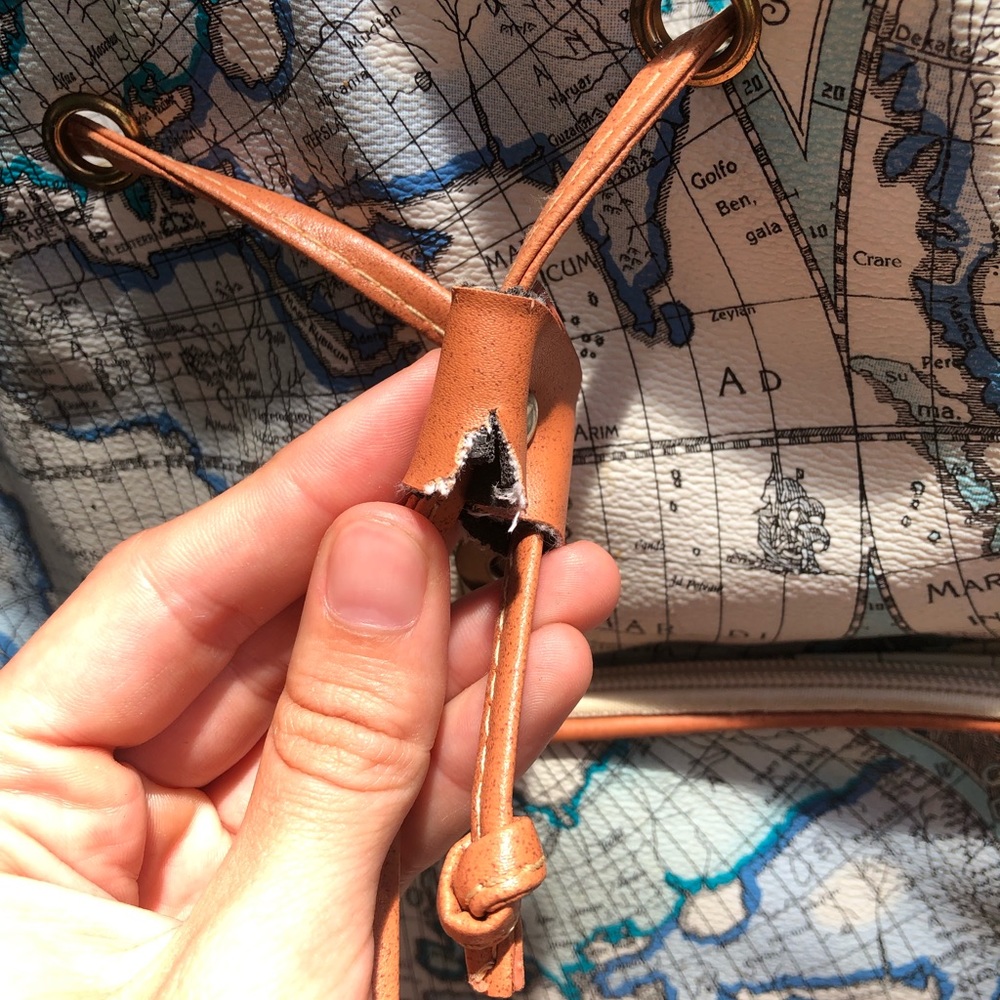 Map Backpack 🗺 - Picture 4 of 5